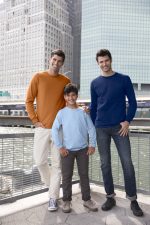 GILDAN® - ULTRA COTTON® 100% US COTTON LONG SLEEVE T-SHIRT WITH POCKET - Image 4